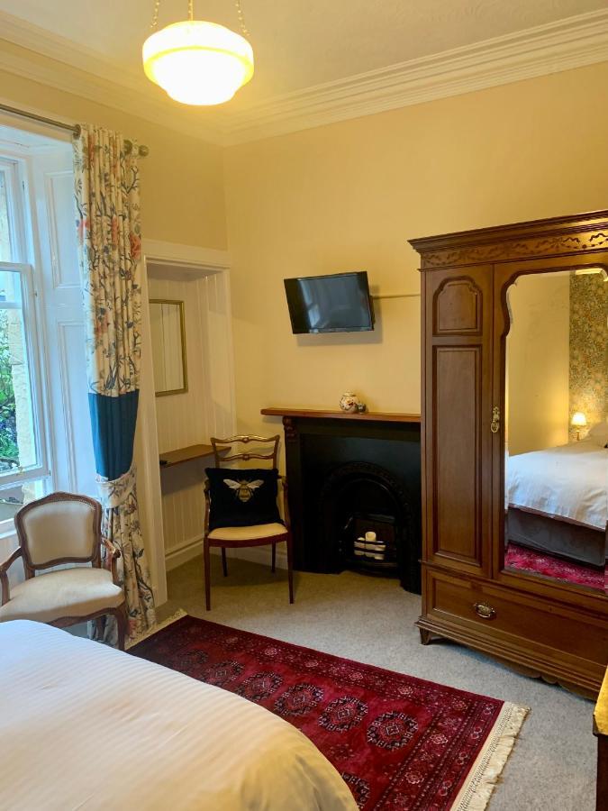Leven House Bed And Breakfast Кріфф Екстер'єр фото